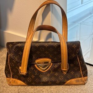 Louis Vuitton Women's Beverly GM Canvas Shoulder Bag